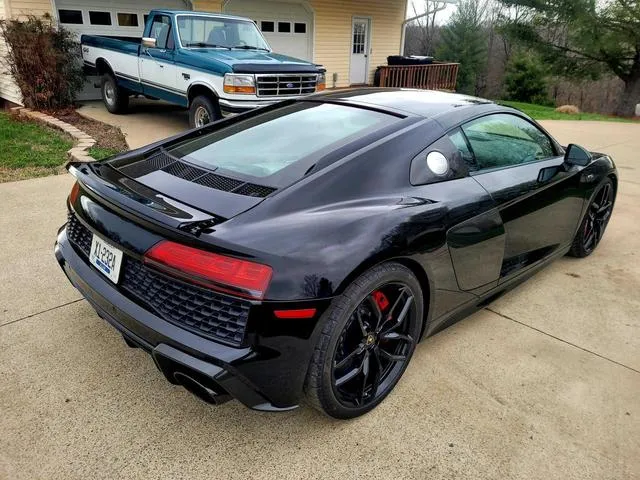 WUAKBAFX4M7901384 2021 2021 Audi R8 4