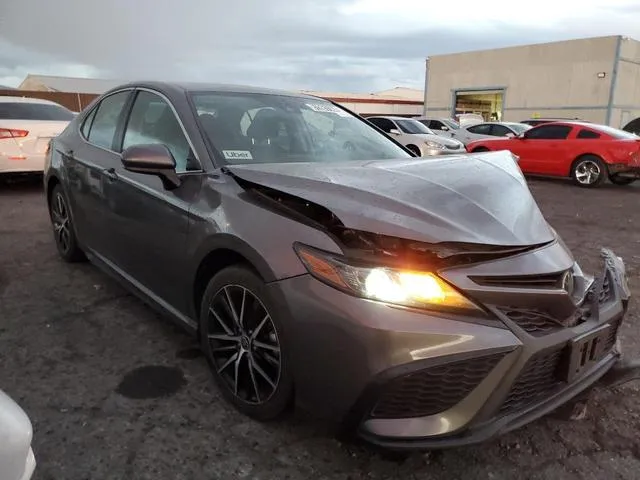 4T1G11AK5MU427847 2021 2021 Toyota Camry- SE 4