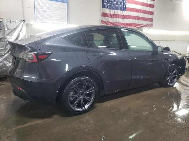 7SAYGDEE8RF197074 2024 2024 Tesla MODEL Y 3