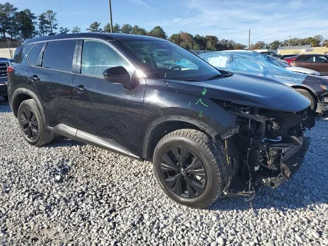 5N1AT3BA3MC780448 2021 2021 Nissan Rogue- SV 4