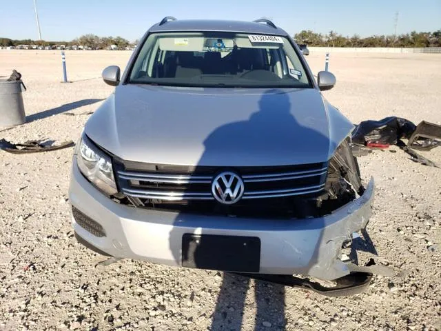 WVGAV7AXXJK005265 2018 2018 Volkswagen Tiguan 5