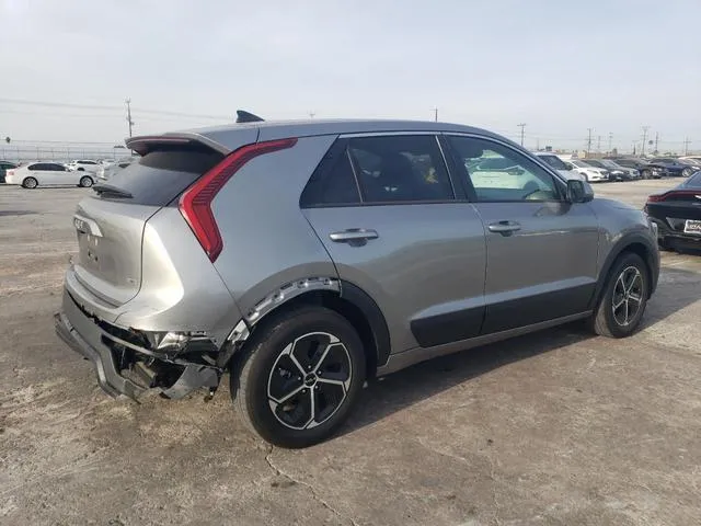 KNDCP3LE6P5070018 2023 2023 KIA Niro- LX 3