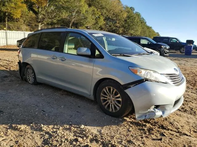 5TDYK3DC5GS710215 2016 2016 Toyota Sienna- Xle 4