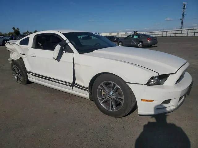 1ZVBP8AM5D5242180 2013 2013 Ford Mustang 4