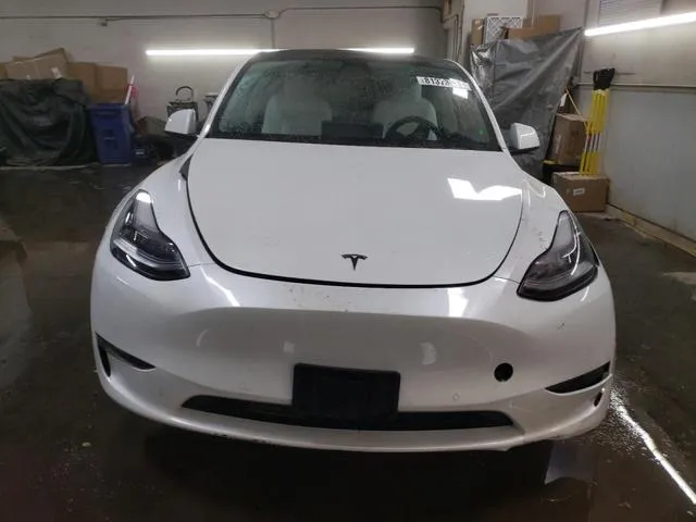 7SAYGDEEXNF324434 2022 2022 Tesla MODEL Y 5