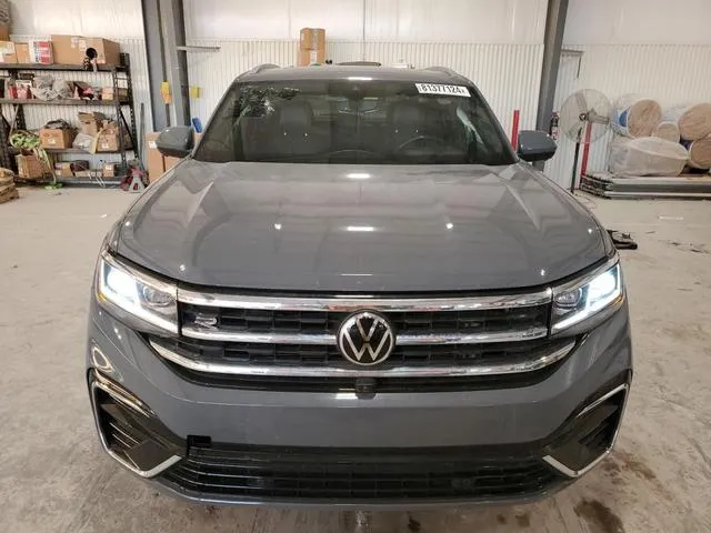 1V2FE2CA9MC229680 2021 2021 Volkswagen Atlas- Sel Premium R 5