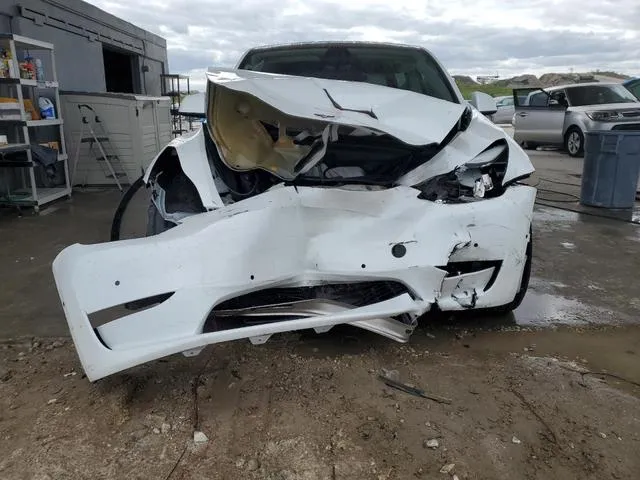 7SAYGDEF3NF372091 2022 2022 Tesla MODEL Y 5