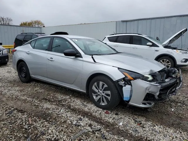 1N4BL4BV3RN375788 2024 2024 Nissan Altima- S 4