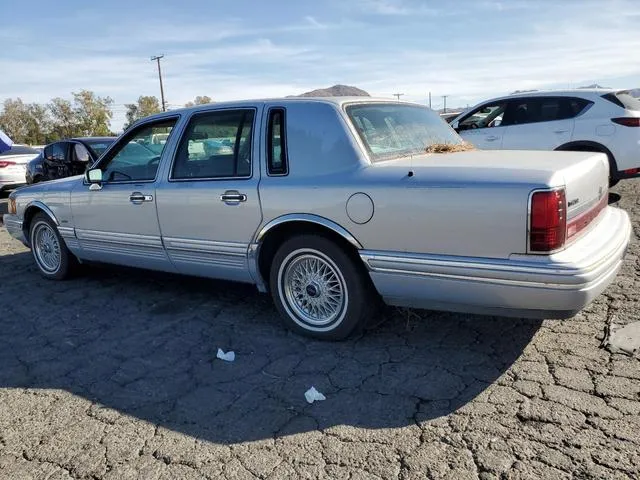 1LNLM81W0RY759647 1994 1994 Lincoln Town Car- Executive 2