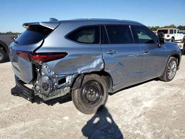 5TDKDRAH2RS539283 2024 2024 Toyota Highlander- LE 3