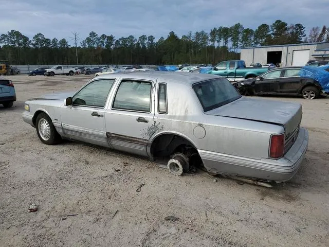 1LNLM82W7TY607967 1996 1996 Lincoln Town Car- Signature 2