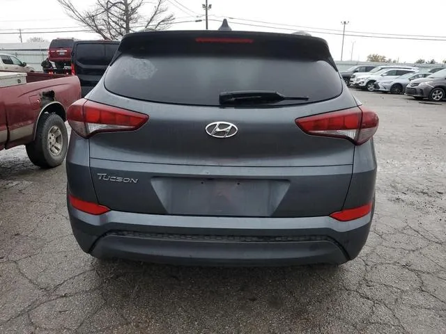 KM8J33A42JU725507 2018 2018 Hyundai Tucson- Sel 6