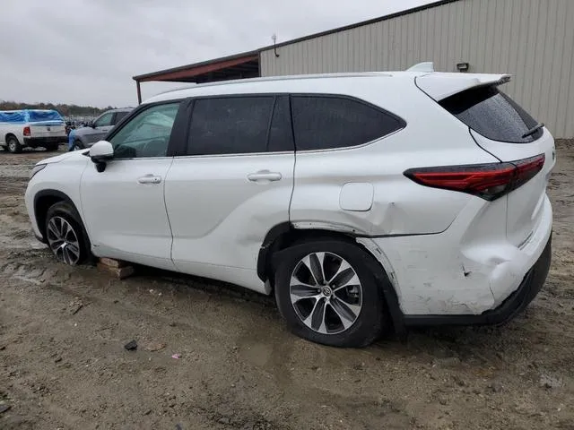 5TDKDRAH2PS028508 2023 2023 Toyota Highlander- L 2