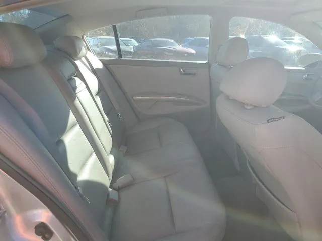 1N4BA41EX5C876612 2005 2005 Nissan Maxima- SE 10