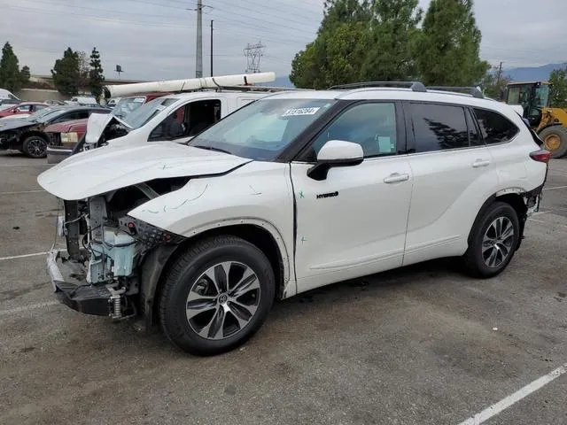 5TDHARAH6MS008003 2021 2021 Toyota Highlander- Hybrid Xle 1