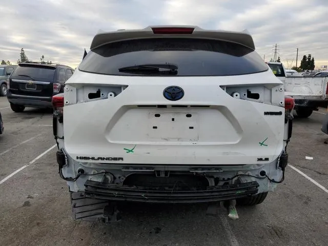 5TDHARAH6MS008003 2021 2021 Toyota Highlander- Hybrid Xle 6