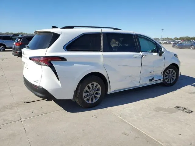 5TDBRKEC7MS074063 2021 2021 Toyota Sienna- LE 3