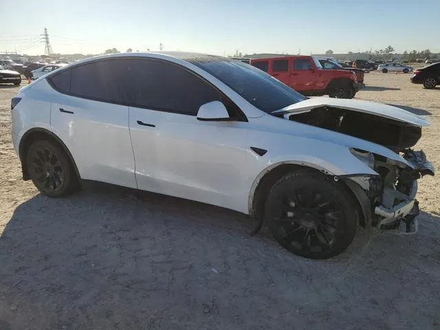 7SAYGDEE9NF354430 2022 2022 Tesla MODEL Y 4