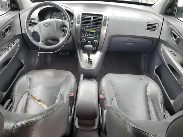 KM8JN72D05U209300 2005 2005 Hyundai Tucson- Gls 8