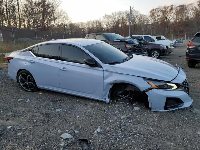 1N4BL4CV4RN425290 2024 2024 Nissan Altima- SR 4