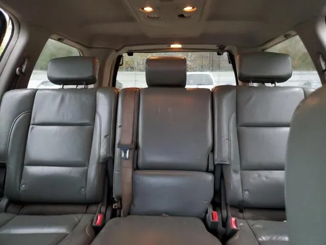 5N1AA08B45N708152 2005 2005 Nissan Armada- SE 10