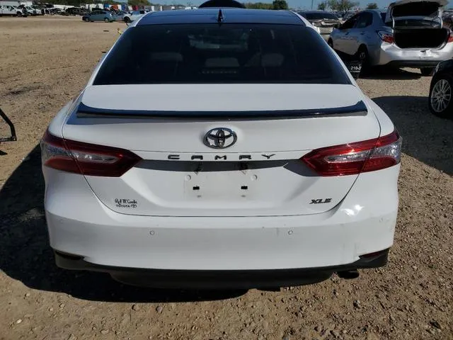 4T1B11HK7JU043743 2018 2018 Toyota Camry- L 6