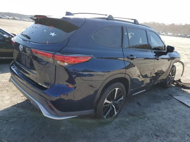 5TDLZRBH0MS086830 2021 2021 Toyota Highlander- Xse 3