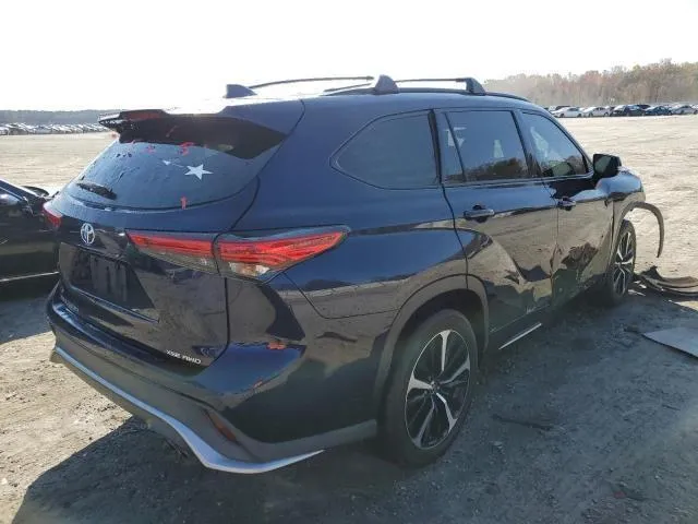 5TDLZRBH0MS086830 2021 2021 Toyota Highlander- Xse 4