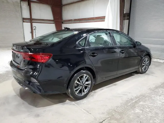 3KPF24AD3PE657793 2023 2023 KIA Forte- LX 3