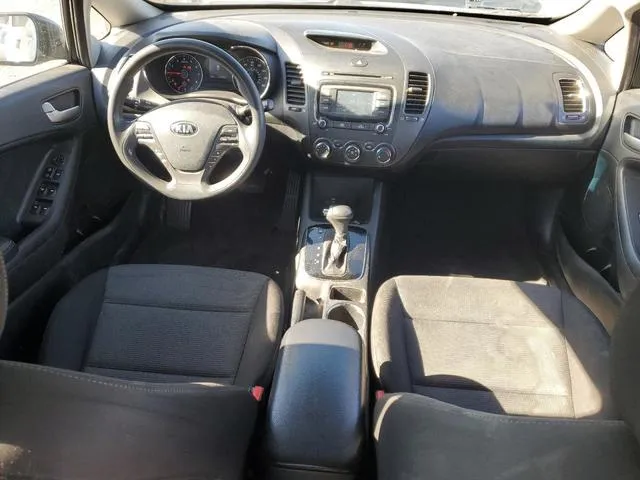 3KPFK4A7XJE282342 2018 2018 KIA Forte- LX 8