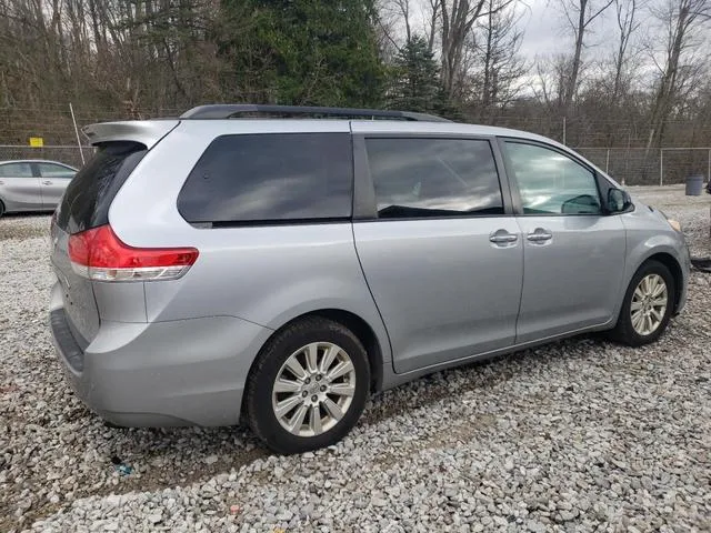 5TDDK3DC6ES081608 2014 2014 Toyota Sienna- Xle 3