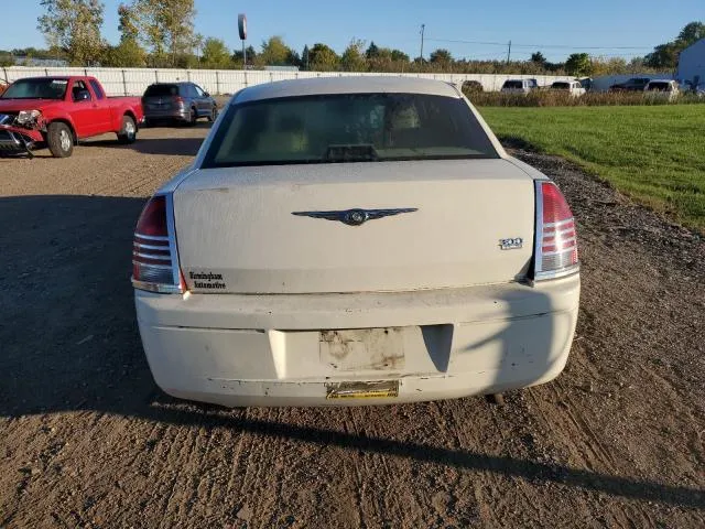 2C3JA53G55H168988 2005 2005 Chrysler 300- Touring 6