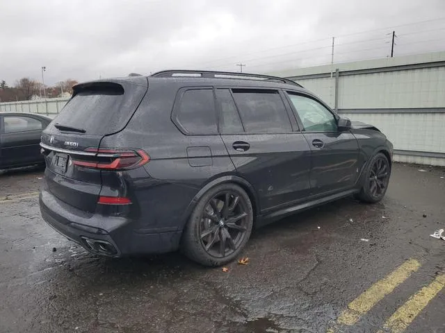 5UX33EM09S9X92450 2025 2025 BMW X7- M60I 3