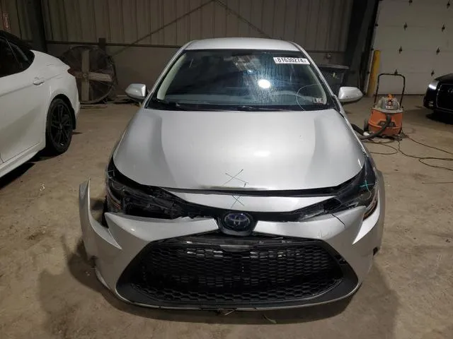 JTDEAMDE4NJ049526 2022 2022 Toyota Corolla- LE 5