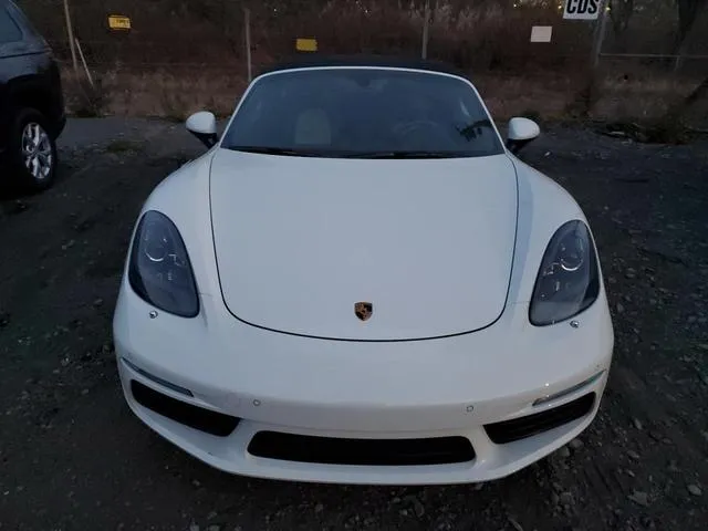 WP0CA2A82JS210910 2018 2018 Porsche Boxster 5