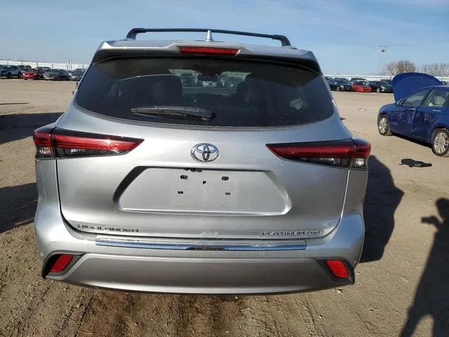 5TDFZRBH2NS165401 2022 2022 Toyota Highlander- Platinum 6