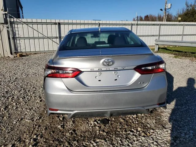 4T1G11AK8NU705139 2022 2022 Toyota Camry- SE 6