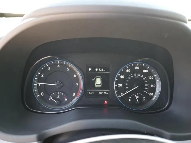 KM8K22AAXJU075560 2018 2018 Hyundai Kona- Sel 9