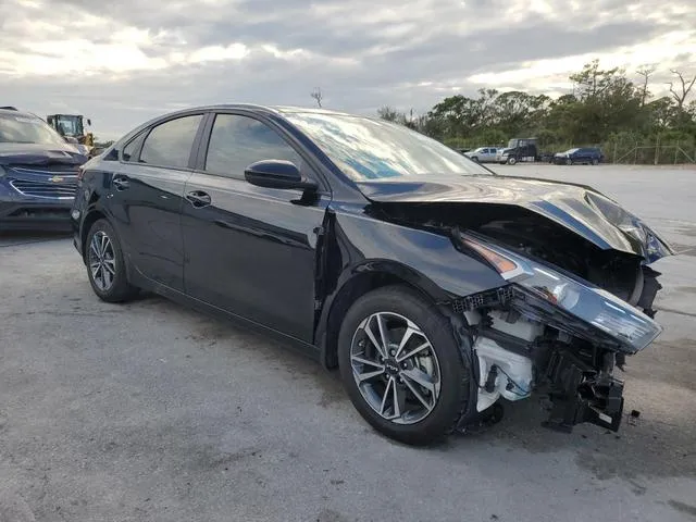 3KPF24AD1PE664158 2023 2023 KIA Forte- LX 4