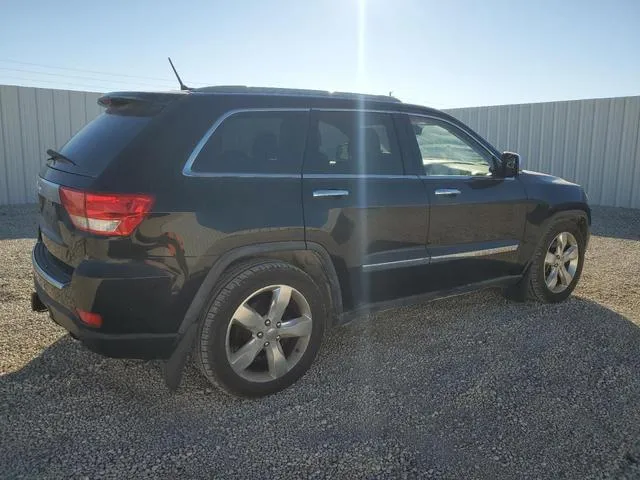 1C4RJFCT2CC174975 2012 2012 Jeep Grand Cherokee- Overland 3