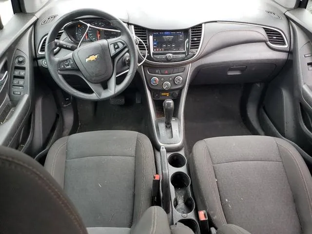 KL7CJKSB4MB320109 2021 2021 Chevrolet Trax- LS 8