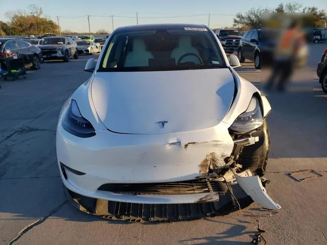 7SAYGDEFXNF461477 2022 2022 Tesla MODEL Y 5