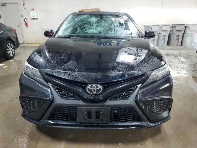 4T1G11AK7MU537637 2021 2021 Toyota Camry- SE 5