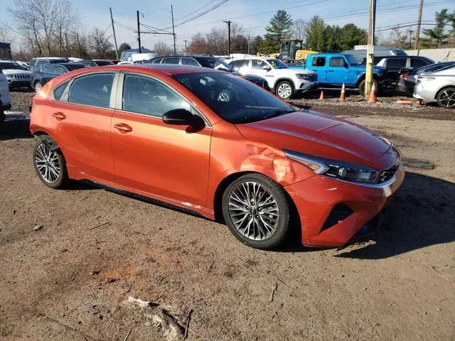 3KPF54AD6NE453509 2022 2022 KIA Forte- Gt Line 4