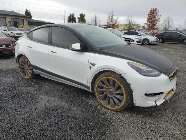 5YJYGDEF2MF266582 2021 2021 Tesla MODEL Y 4