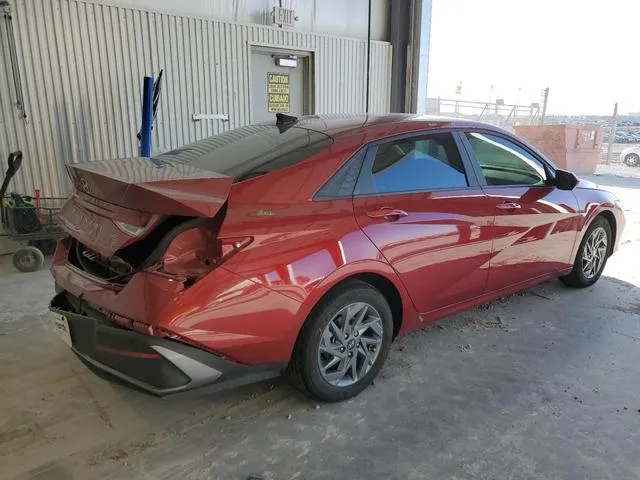 KMHLM4DG1RU759385 2024 2024 Hyundai Elantra- Sel 3