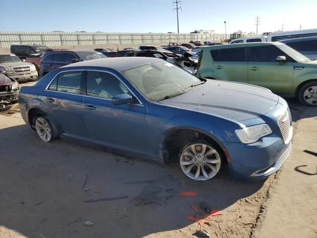 2C3CCAAG6PH537942 2023 2023 Chrysler 300- Touring 4