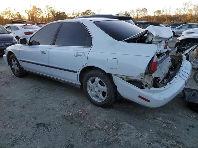 1HGCD5538TA067396 1996 1996 Honda Accord- LX 2