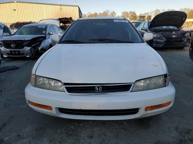 1HGCD5538TA067396 1996 1996 Honda Accord- LX 5