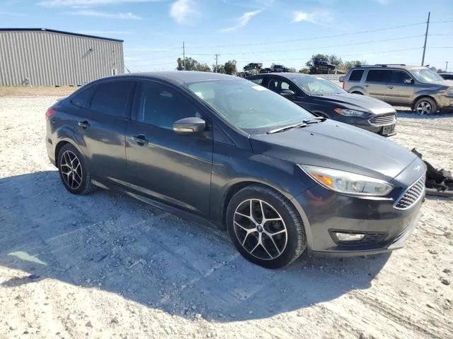 1FADP3F24FL281529 2015 2015 Ford Focus- SE 4